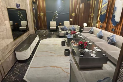 黄石夜场礼宾招聘 点亮江城夜色人生